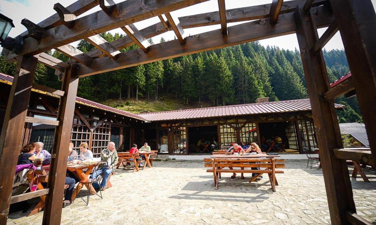 Hotel Paraul Capra Cumpăna Exterior foto